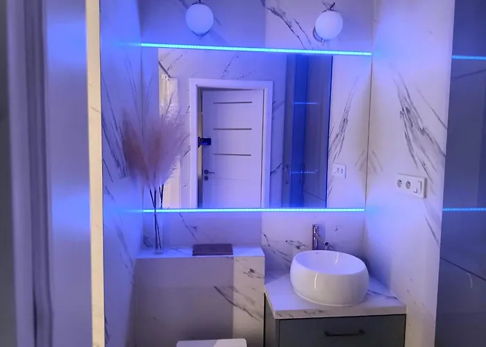 Blue Luxury تارنوف