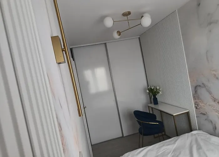 Blue Luxury تارنوف